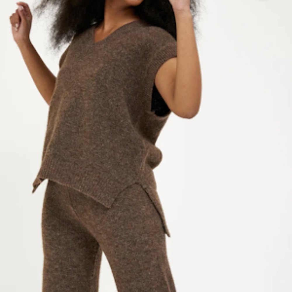 Silk and Salt The Cocoa Set 2 pc knit vest and pants O/S